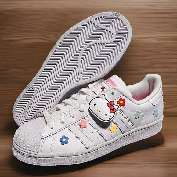 Adidas Superstar x HELLO KITTY - ID7279 - Youth: 7Y / Womens 8.5 - White / Black